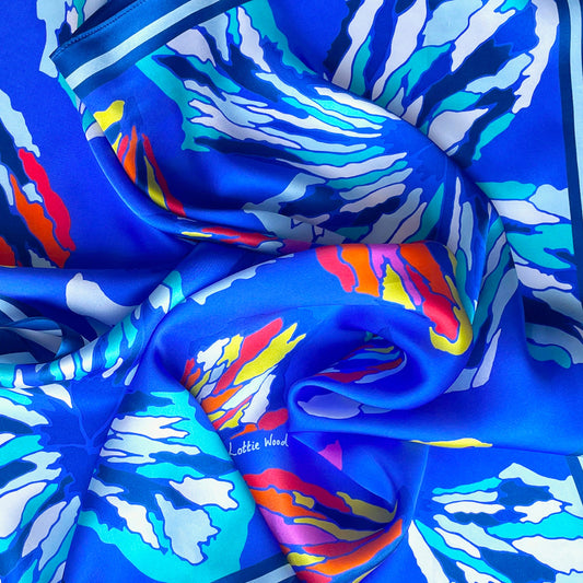 How to Wear a Silk Scarf: 5 Easy Styling Ideas